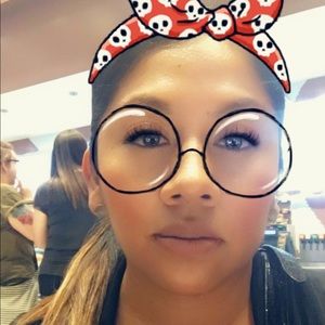 Meet your Posher, Dulce